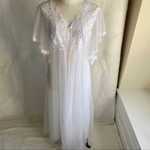 Vintage 70s 80s Lace Gown & Angel Robe Set White